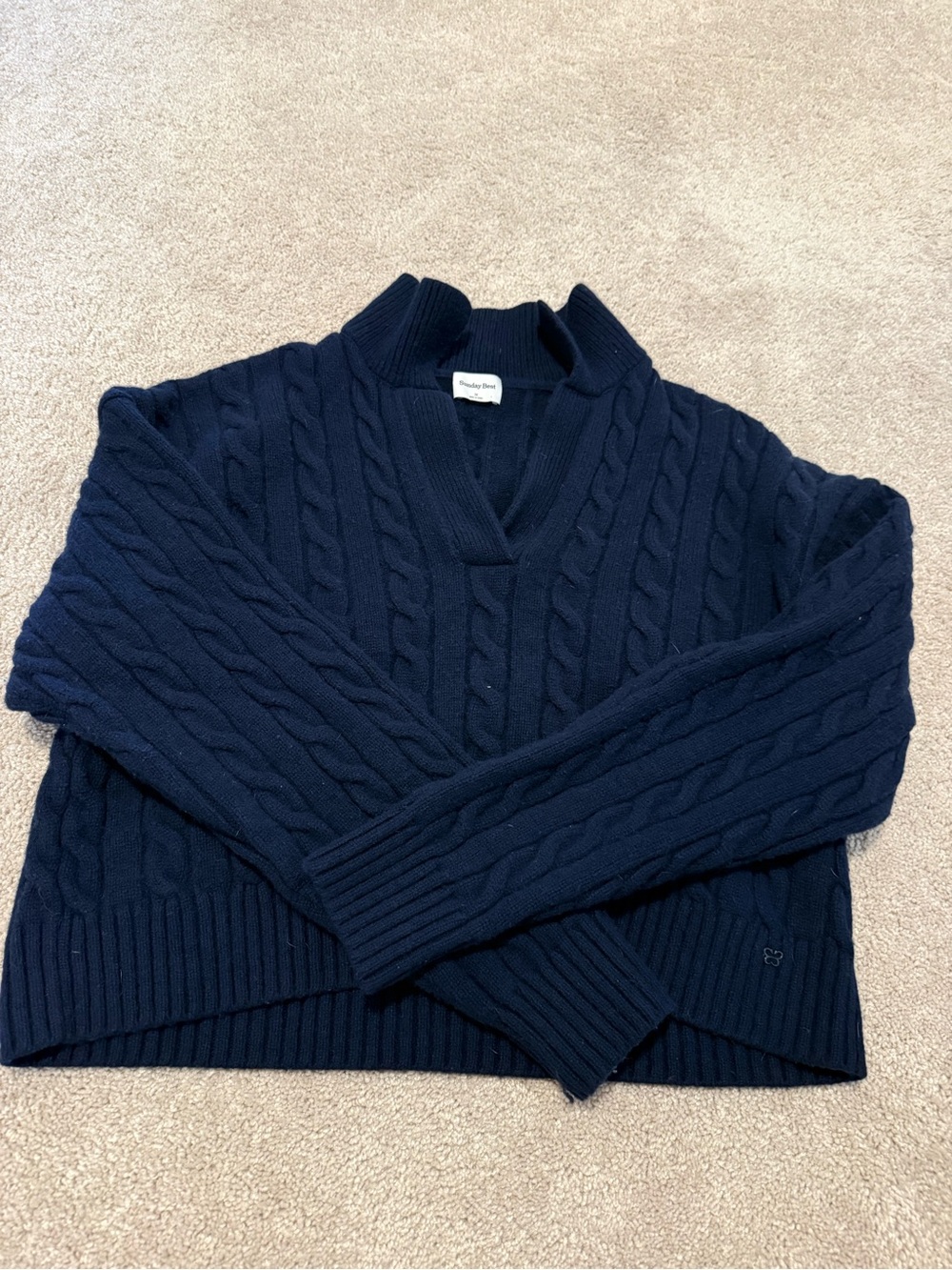 Aritzia Women's Navy Cable Knit V-Neck Sweater